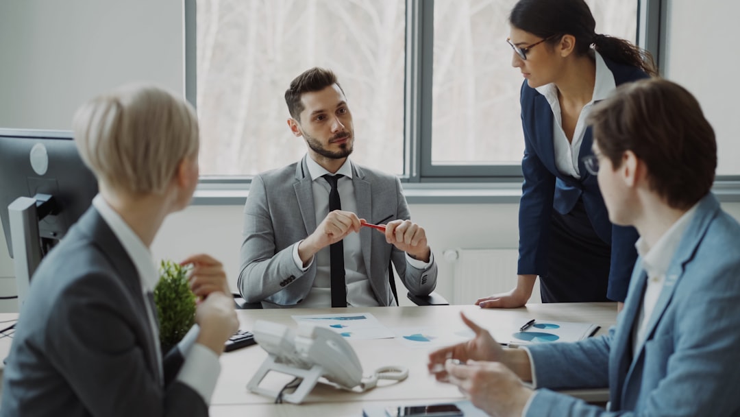 Nhận offer rồi muốn hủy: Xử lý thế nào để không 'đốt cầu'?